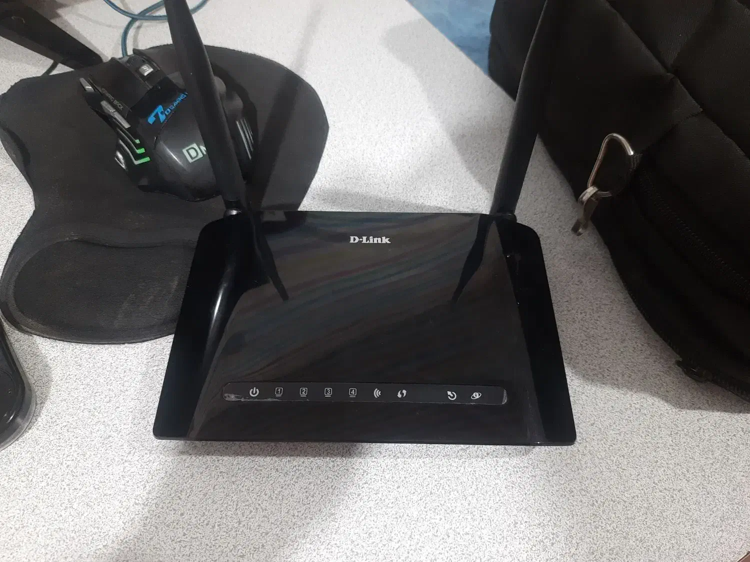 مودم روتر دی لینک|مودم و تجهیزات شبکه|گلپایگان, |دیوار