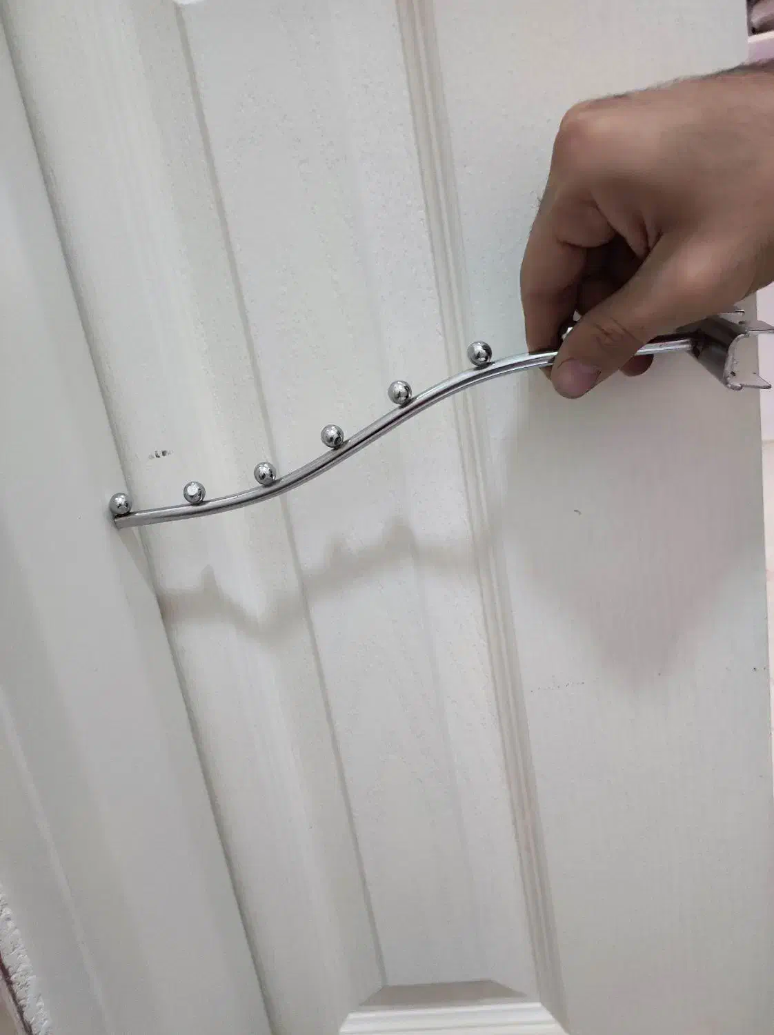 تیله آویز|بندرخت و رخت‌آویز|سنندج, |دیوار