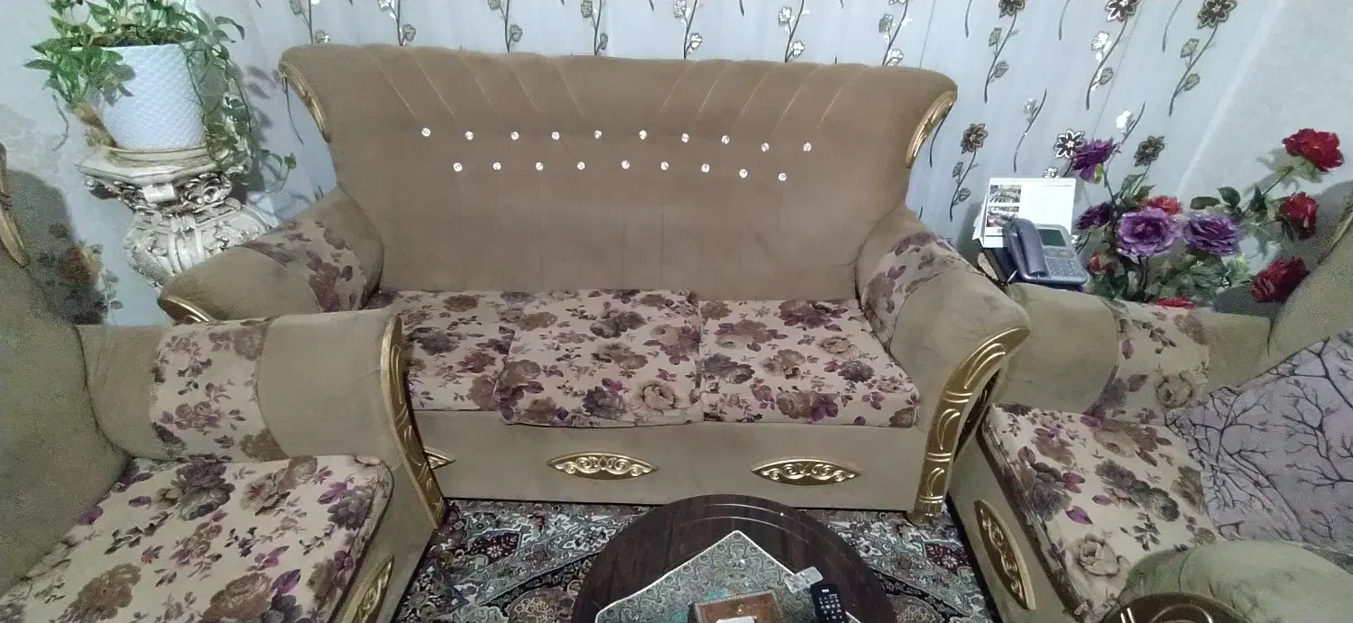 مبل ۷نفره|مبلمان خانگی و میز عسلی|سمنان, |دیوار