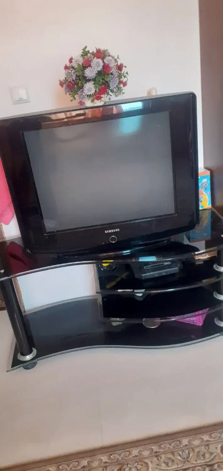 تلویزیون بزرگ سامسونگ قدیمی|تلویزیون و پروژکتور|کرمانشاه, |دیوار