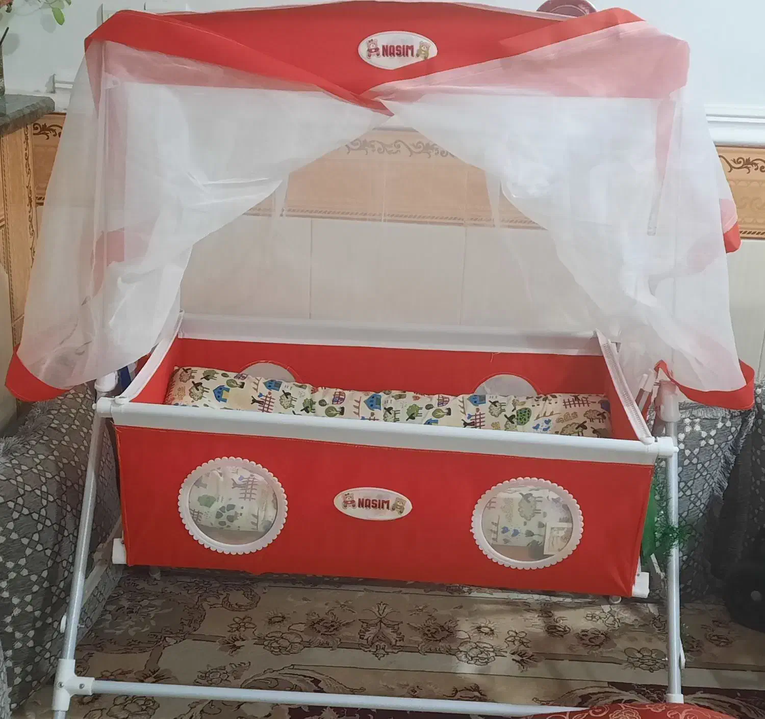 گهواره نسیم|تخت و صندلی بچه|برازجان, |دیوار