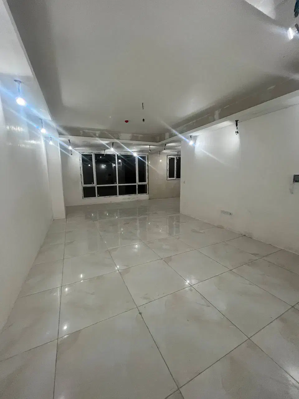 فروش . آپارتمان . 120 متری . خیابان دانشگاه|فروش آپارتمان|قزوین, |دیوار