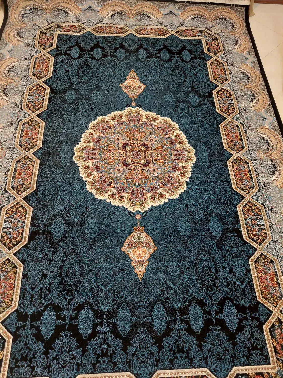 فرش ۶ متری نگین مشهد نو|فرش|دماوند, گیلاوند|دیوار