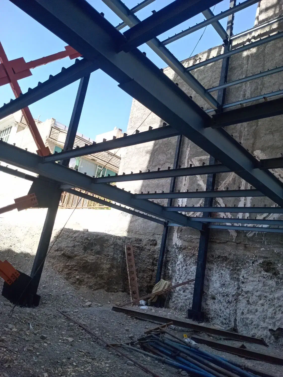 کارگر ساختمان|استخدام معماری، عمران و ساختمانی|بیرجند, |دیوار