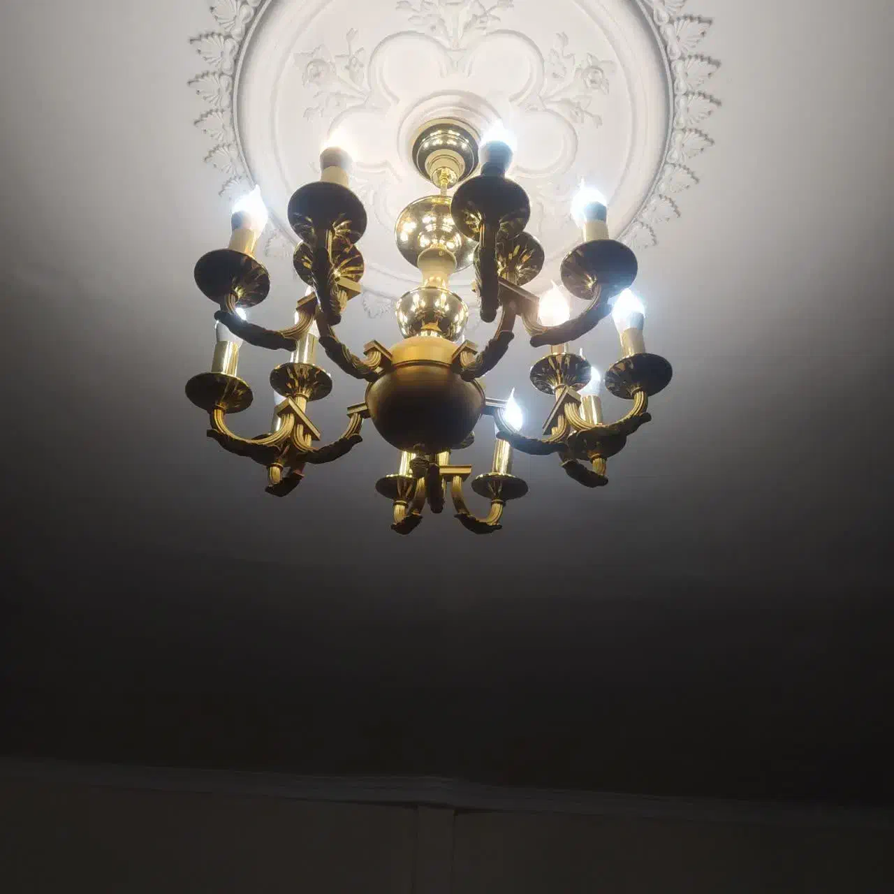 لوستر برنزی|لوستر و چراغ آویز|تبریز, |دیوار