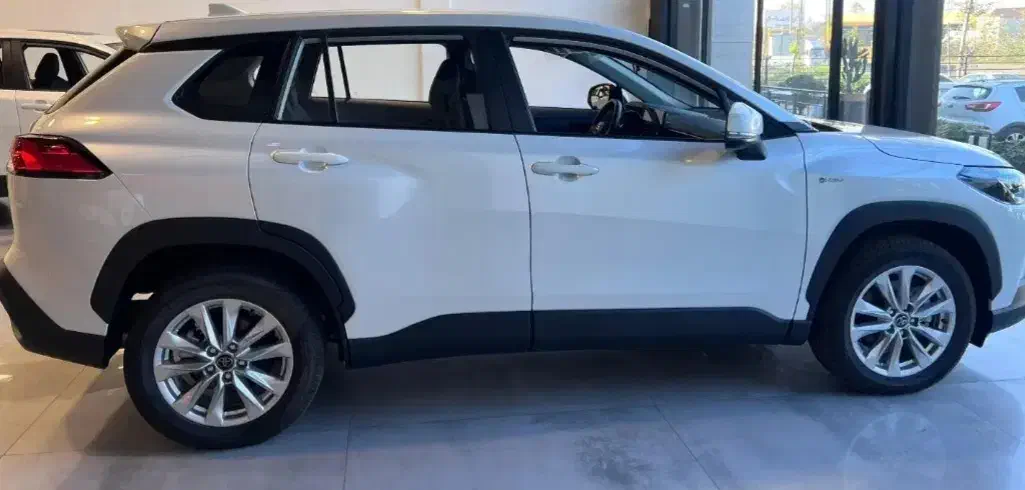 تویوتاکرولا کراس۲۰۲۵ هیبریدی|خودرو سواری و وانت|رشت, باهنر|دیوار