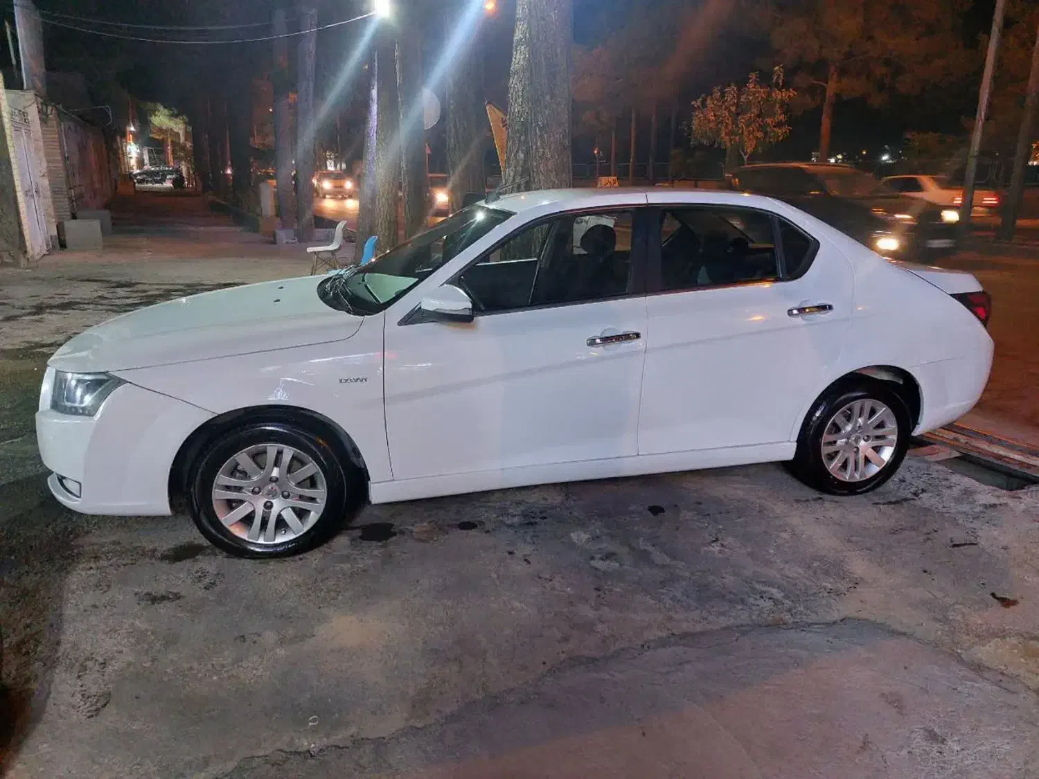 دنا پلاس مدل ۹۸ فول EF7mt|خودرو سواری و وانت|مشهد, سرافرازان|دیوار