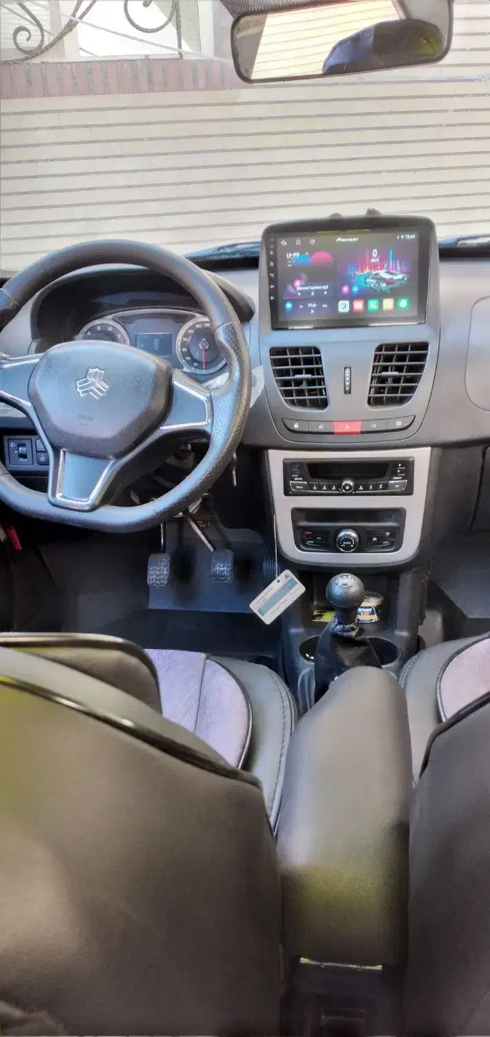 کوییک۴۰۴سفیدمشکی|خودرو سواری و وانت|زاهدان, |دیوار