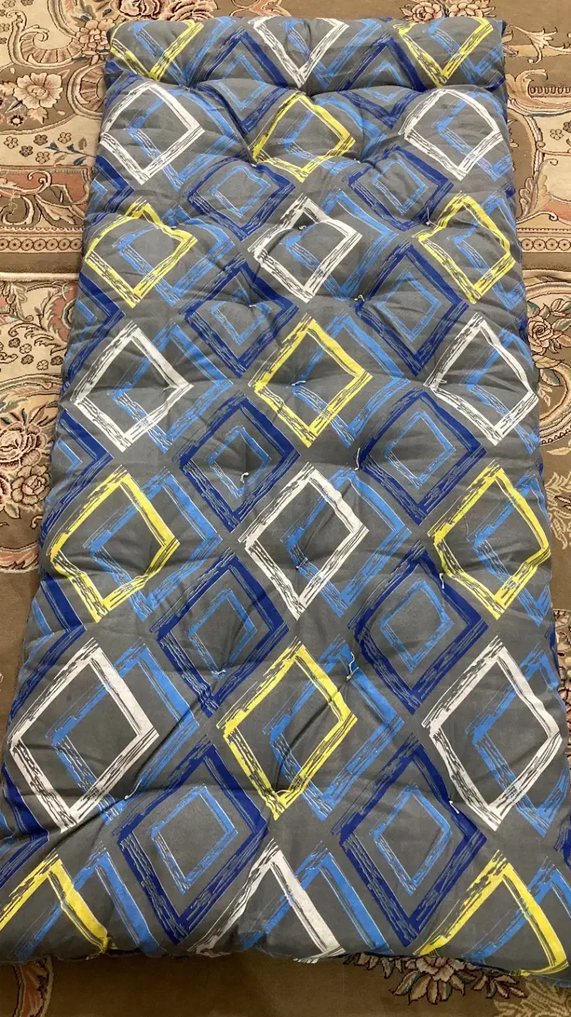 تشک یک نفره|رختخواب، بالش، پتو|تربت جام, شاد|دیوار