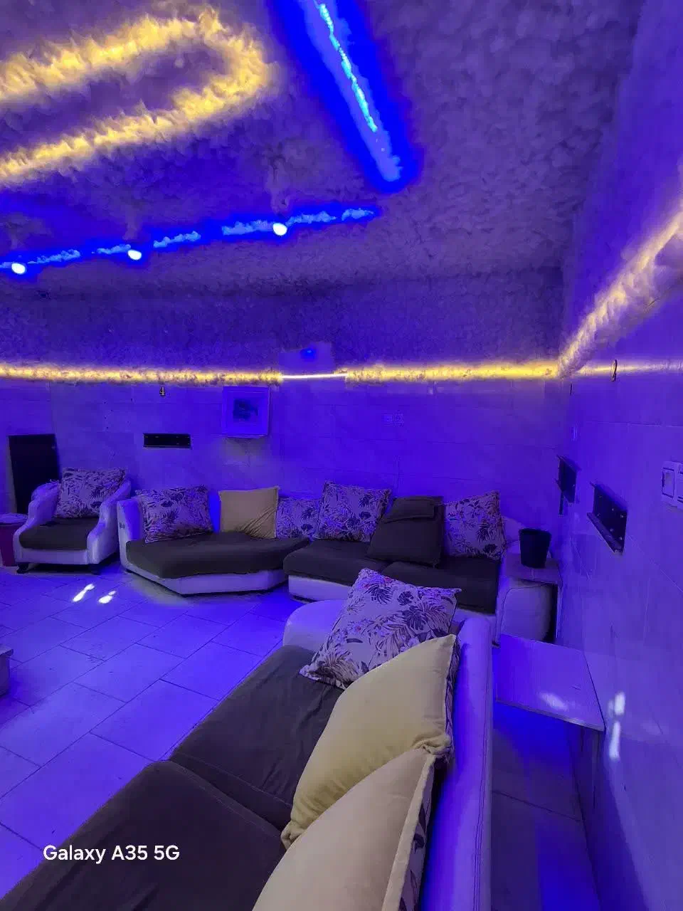 مغازه ۲۵ متری فاز ۵ مناسب خیاطی، تعمیرات و گیمنت|اجارهٔ مغازه و غرفه|پرند, فاز ۵|دیوار