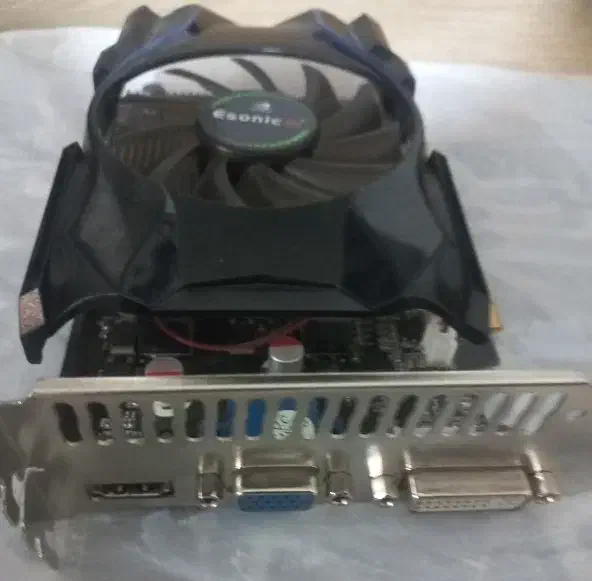 کارت گرافیک|قطعات و لوازم جانبی رایانه|اصفهان, نقش جهان|دیوار