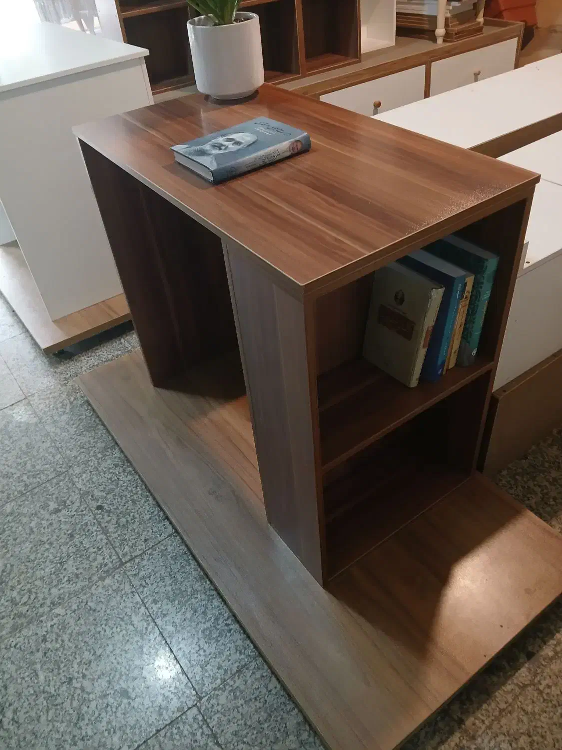 میز تحریر مدل ژِیکـوب|میز تحریر و کامپیوتر|تهران, صادقیه|دیوار