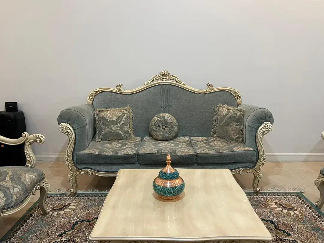 مبل استیل ۷ نفره به همراه  نهار خوری شش نفره|مبلمان خانگی و میز عسلی|تهران, زعفرانیه|دیوار