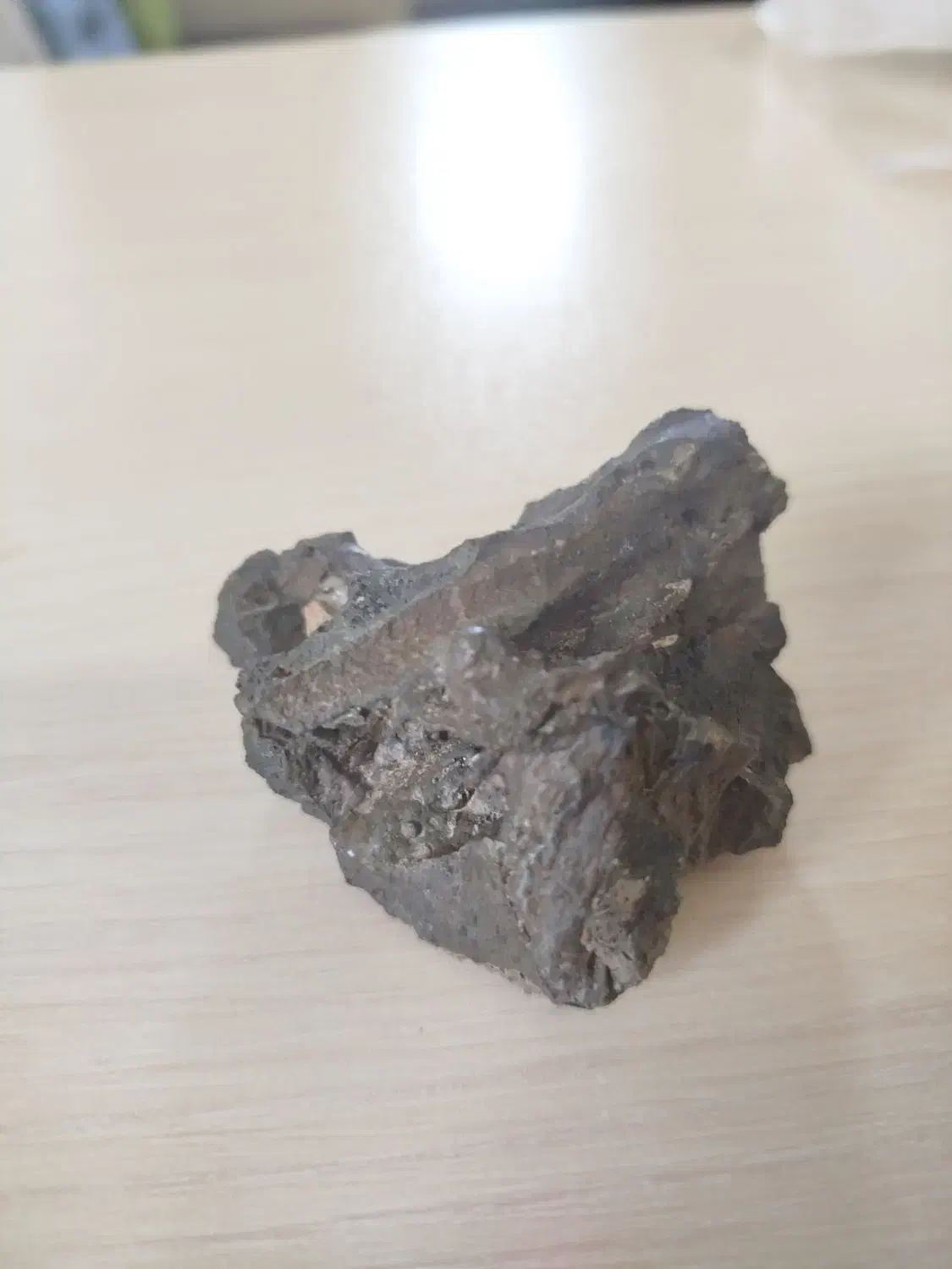 شهاب سنگ|جواهرات|گلبهار, شهر جدید گلبهار|دیوار