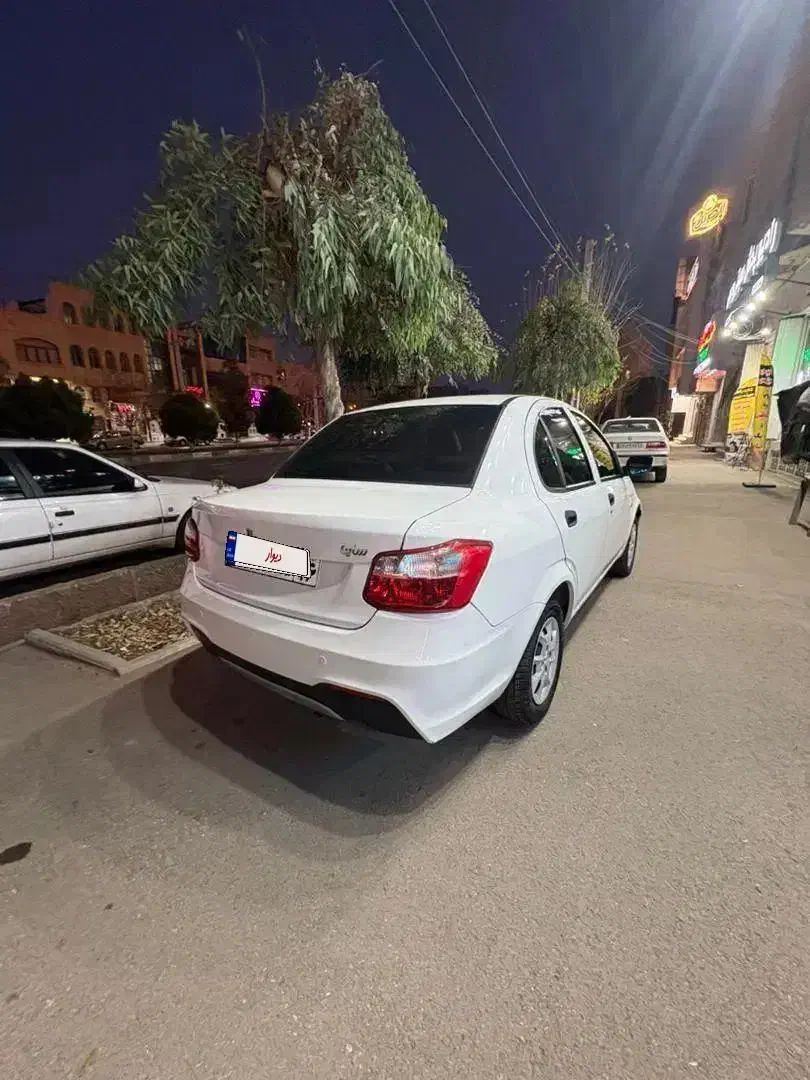 ساینا دوگانه ۴۰۲|خودرو سواری و وانت|قم, طلاب غیر ایرانی|دیوار