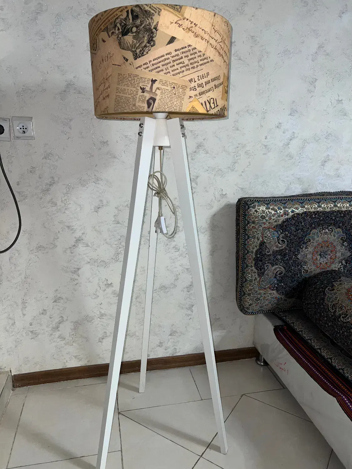 آباژور ۳ پایه|چراغ خواب و آباژور|قزوین, |دیوار