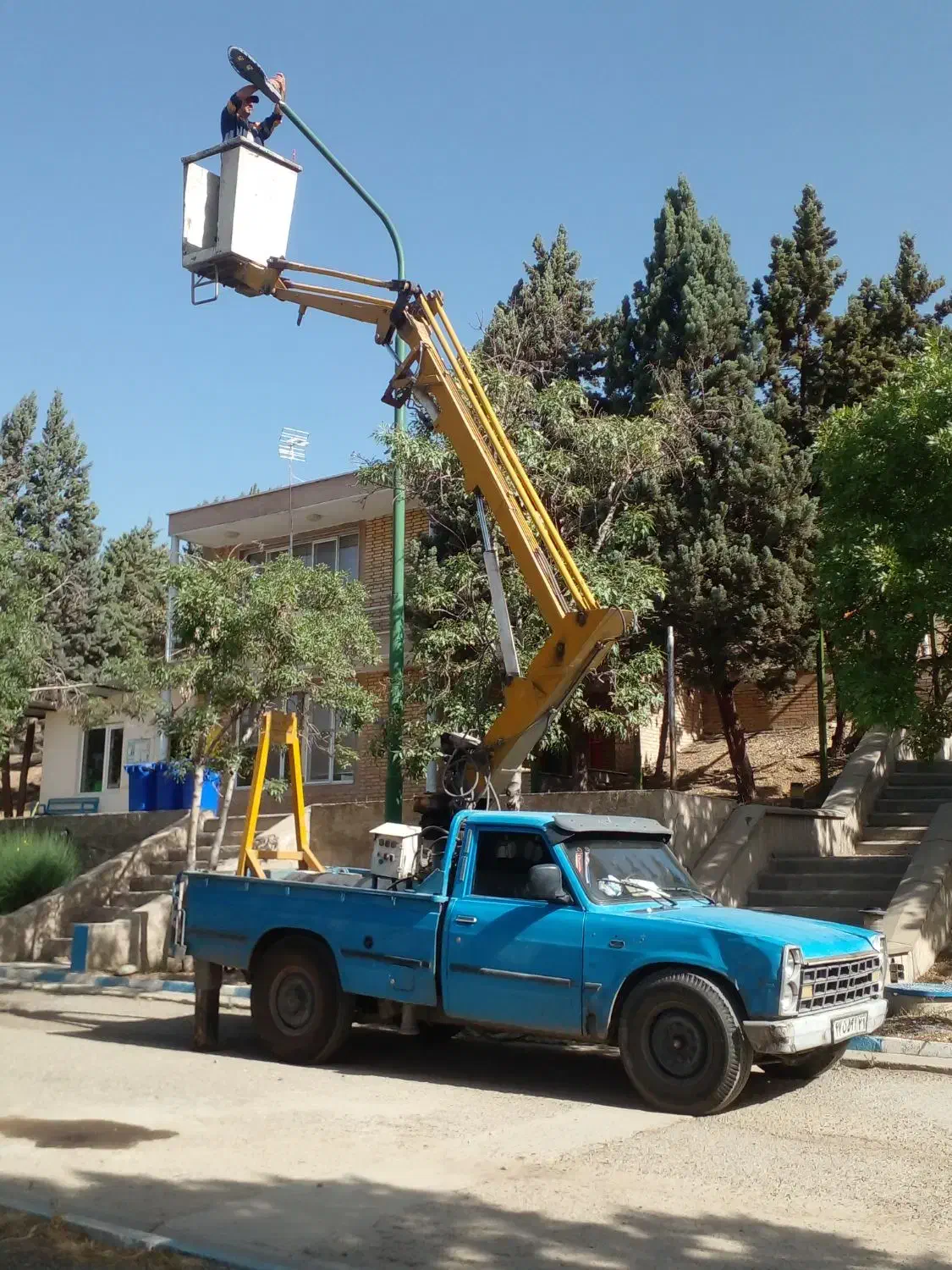 اجاره نیسان بالابر ۱۰ متری|خدمات حمل و نقل|تهران, افسریه جنوبی|دیوار