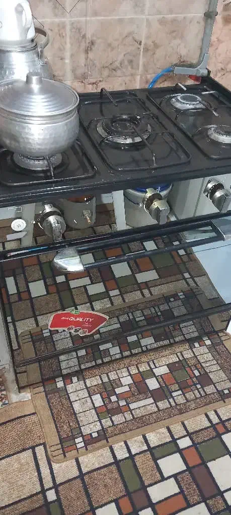 گاز کاملن سالم  تمیز  بدون فر|اجاق گاز و لوازم برقی پخت‌وپز|رشت, سلیمانداراب|دیوار