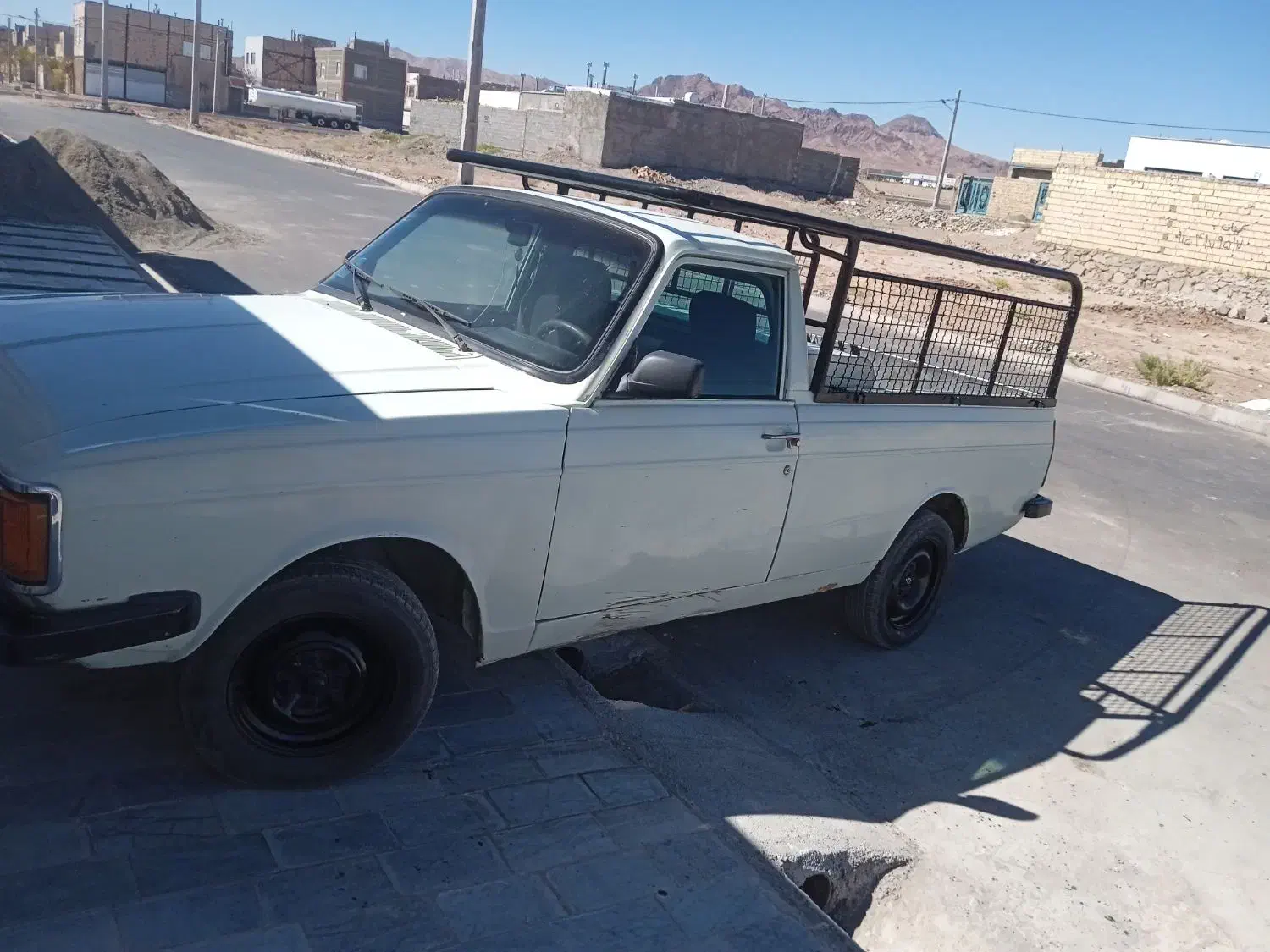 وانت تلفنی حمل بار با پیکان وانت وانت بار|خدمات حمل و نقل|بیرجند, |دیوار