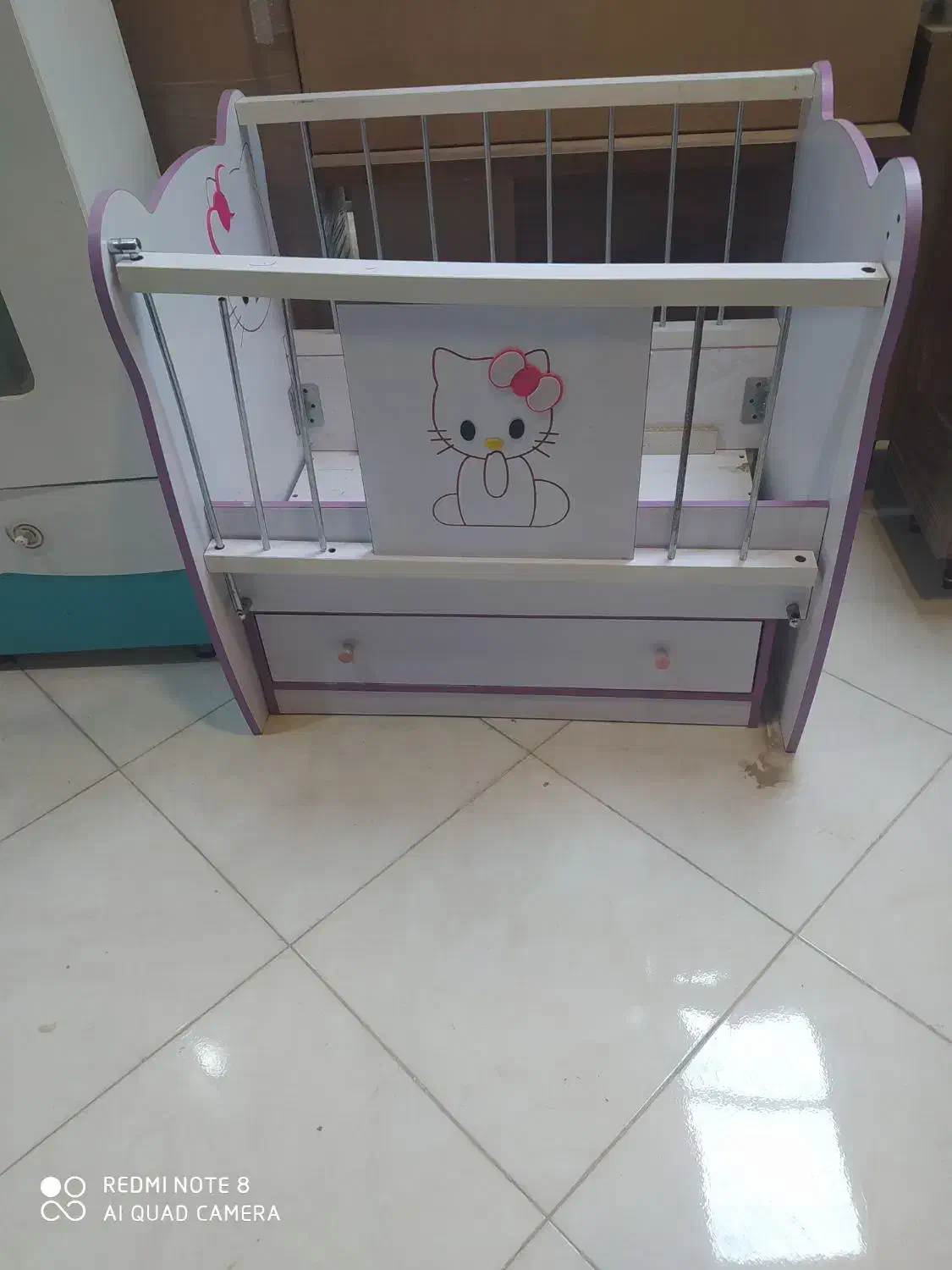 تخت نوزادی|تخت و صندلی بچه|زابل, |دیوار