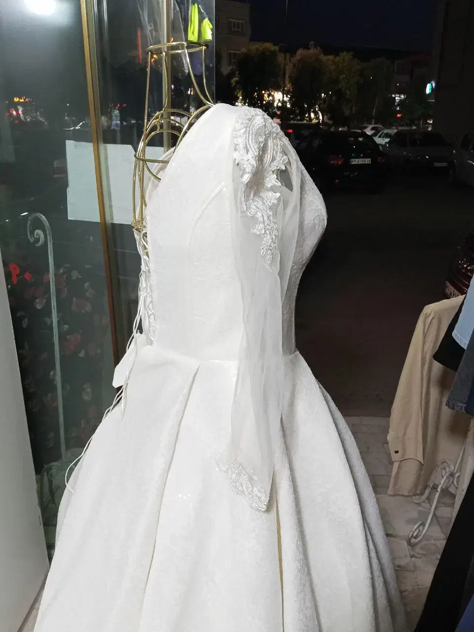 فروش لباس عروس|لباس|قم, بنیاد|دیوار