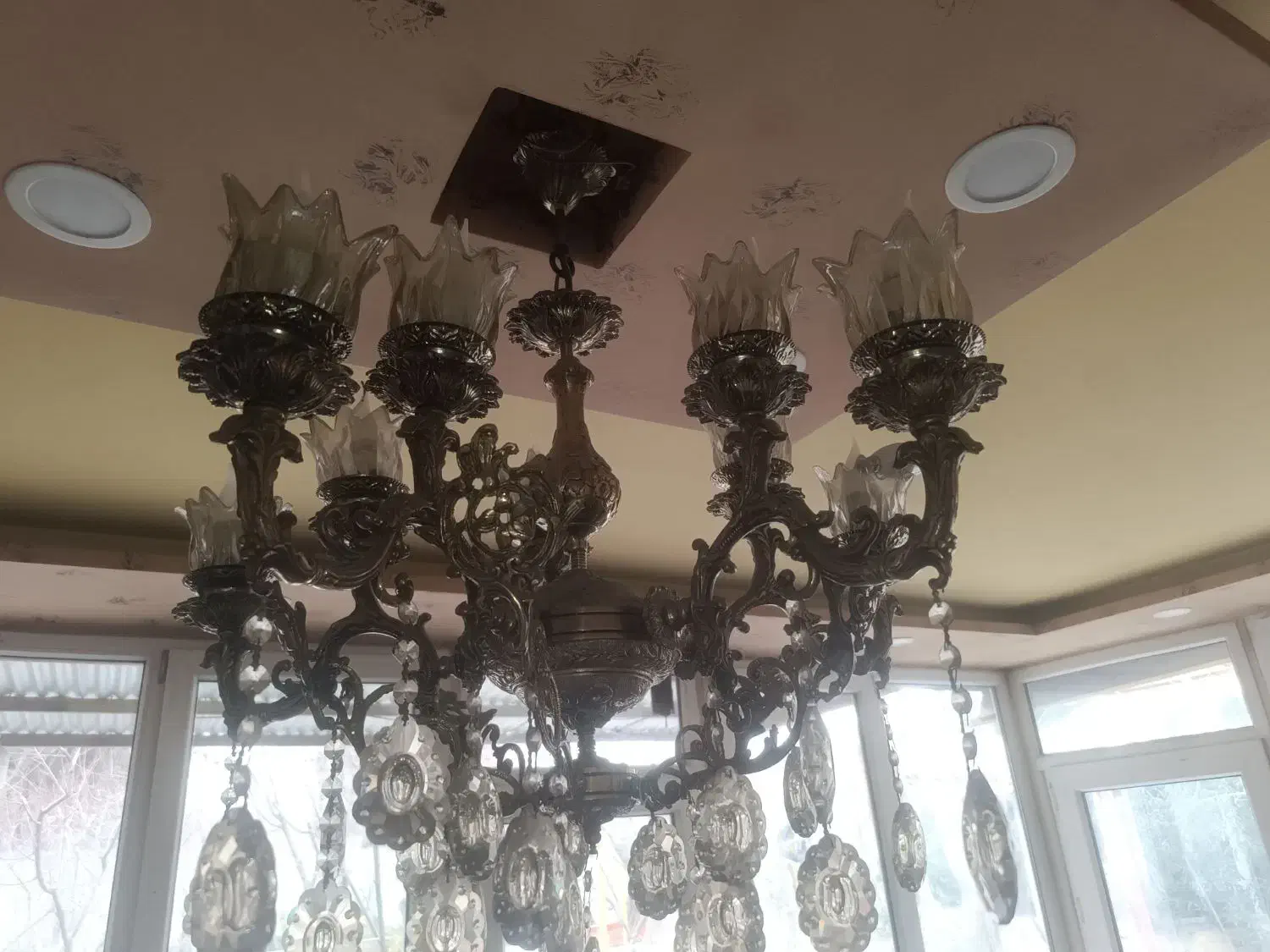 لوستر برنجی|لوستر و چراغ آویز|باغستان, |دیوار