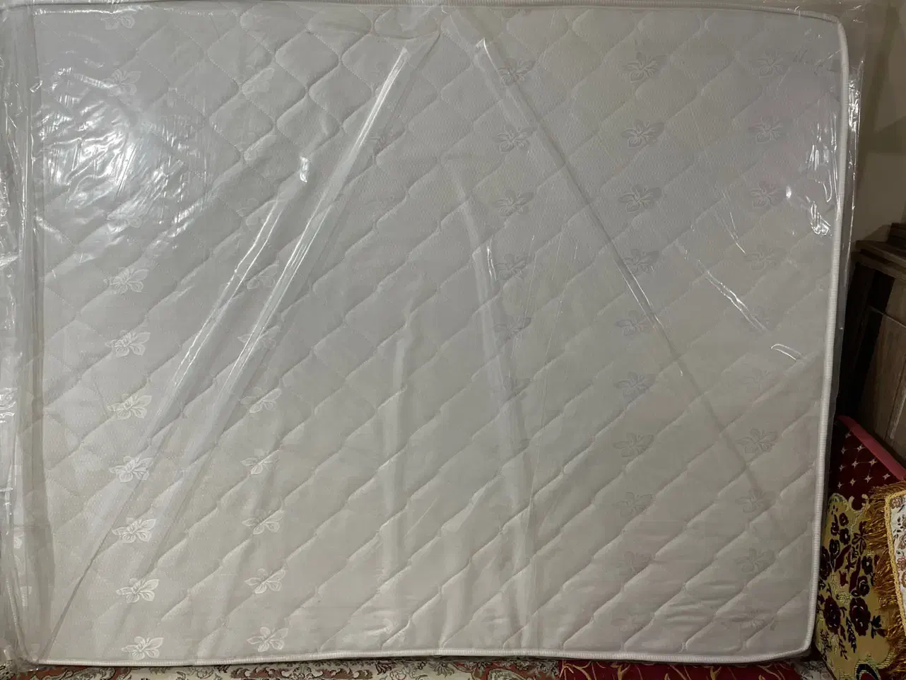 تخت دونفره و‌تشک طبی نو|تخت و سرویس خواب|مشهد, رسالت|دیوار