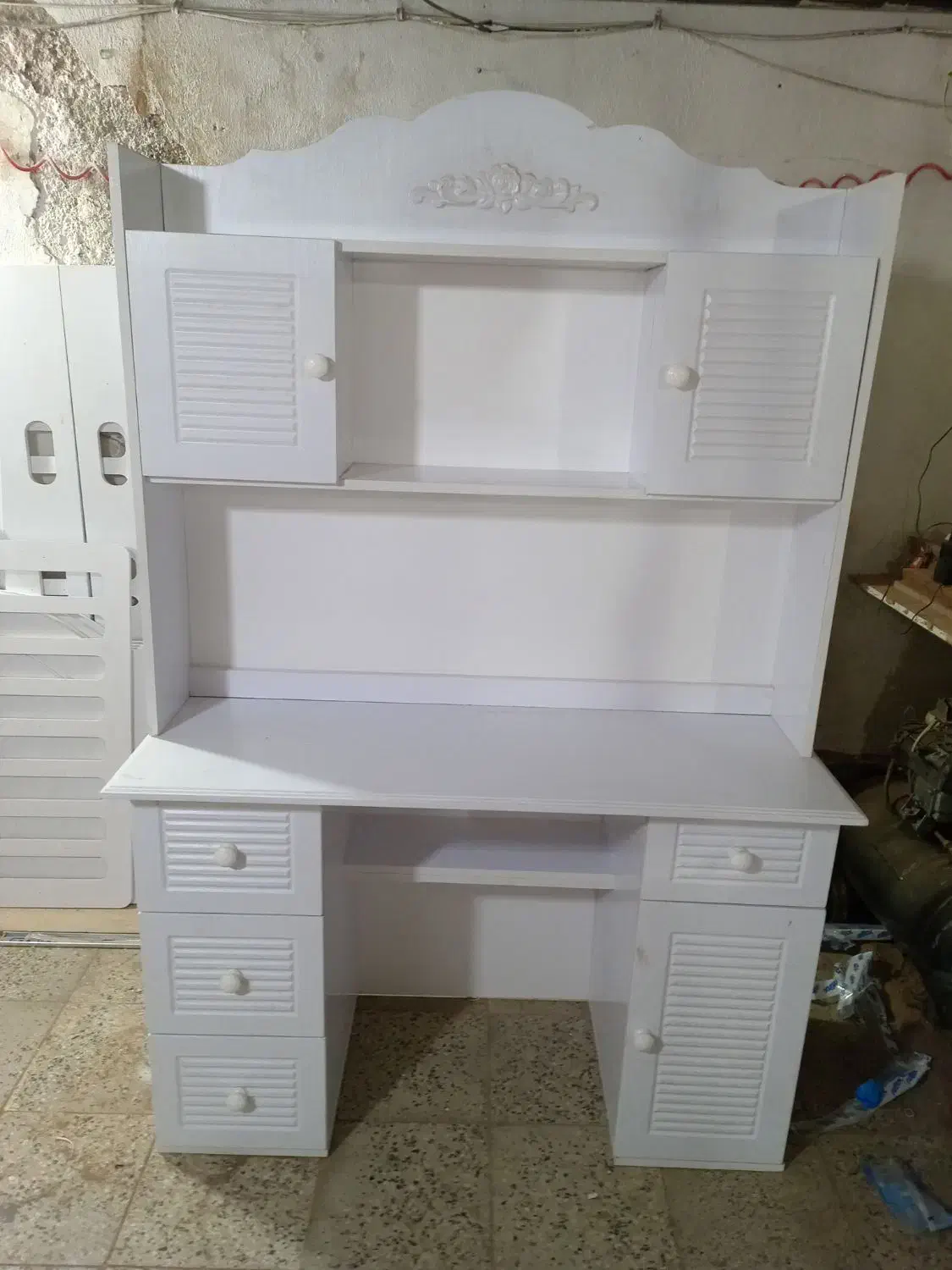 میز تحریر تمام ممبران وکیوم در ابعاد و طرح و رنگها|میز تحریر و کامپیوتر|پردیس, سیاه سنگ|دیوار