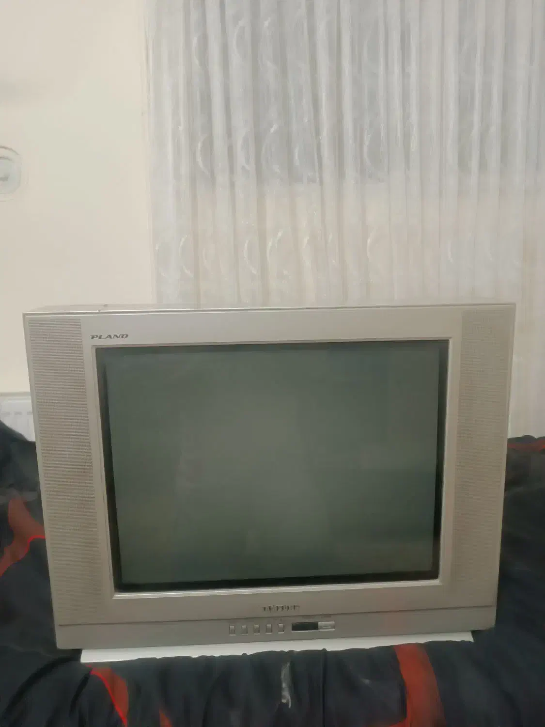 تلویزیون قدیمی|تلویزیون و پروژکتور|مشهد, نیروی هوایی|دیوار