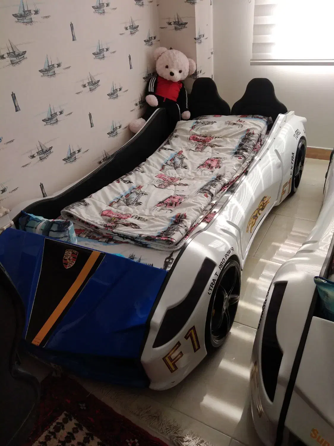 تخت نوجوان ماشینی|تخت و سرویس خواب|مشکیندشت, |دیوار