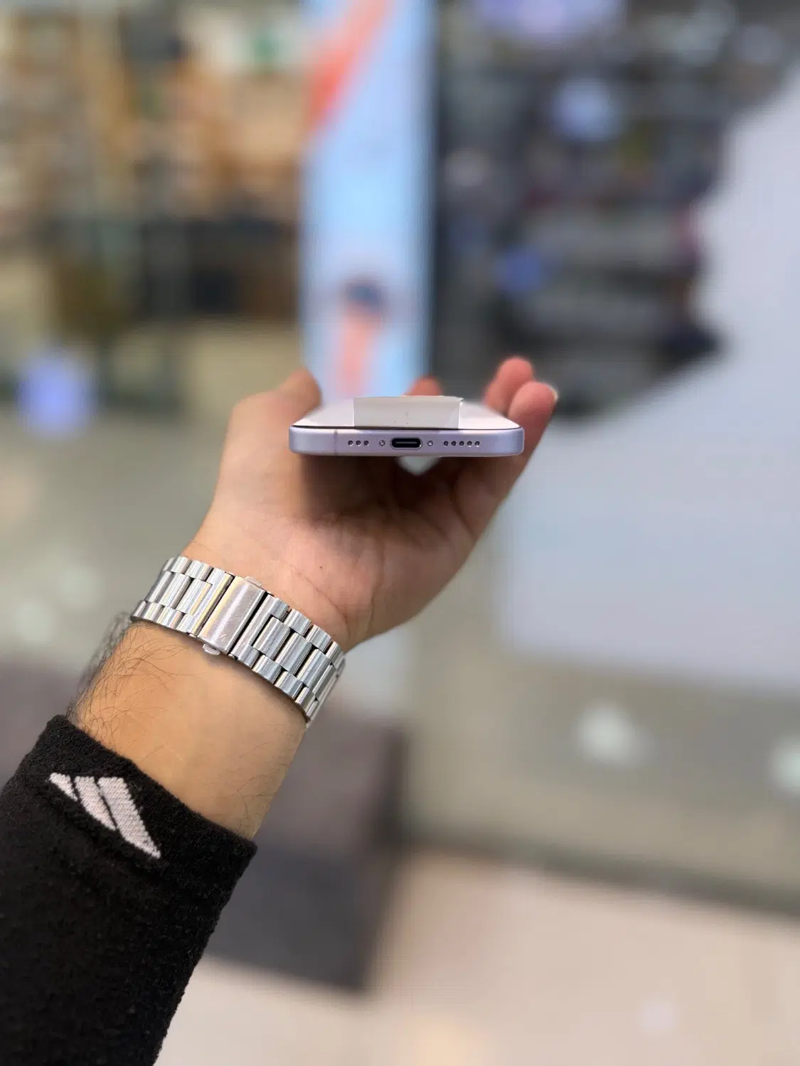 iPhone 17normal هم اکبند هم کارکرده رنگ خاص لوندر|موبایل|اصفهان, مفتح|دیوار