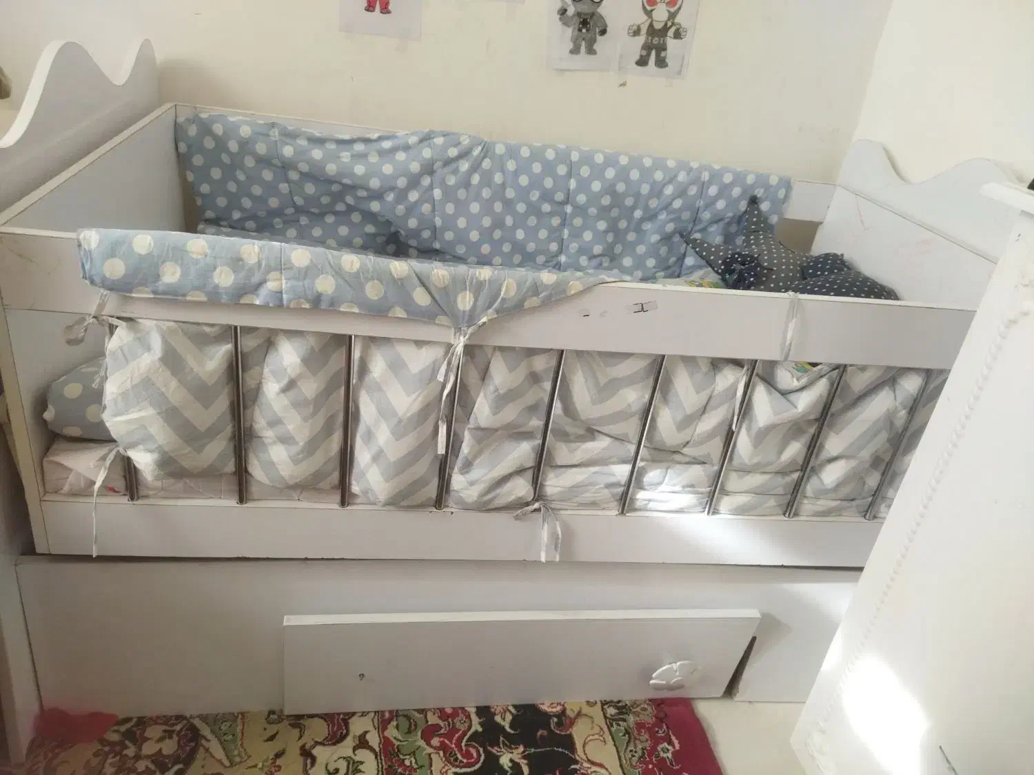 تخت نوزادی تا 5 سالگی|تخت و صندلی بچه|قوچان, |دیوار