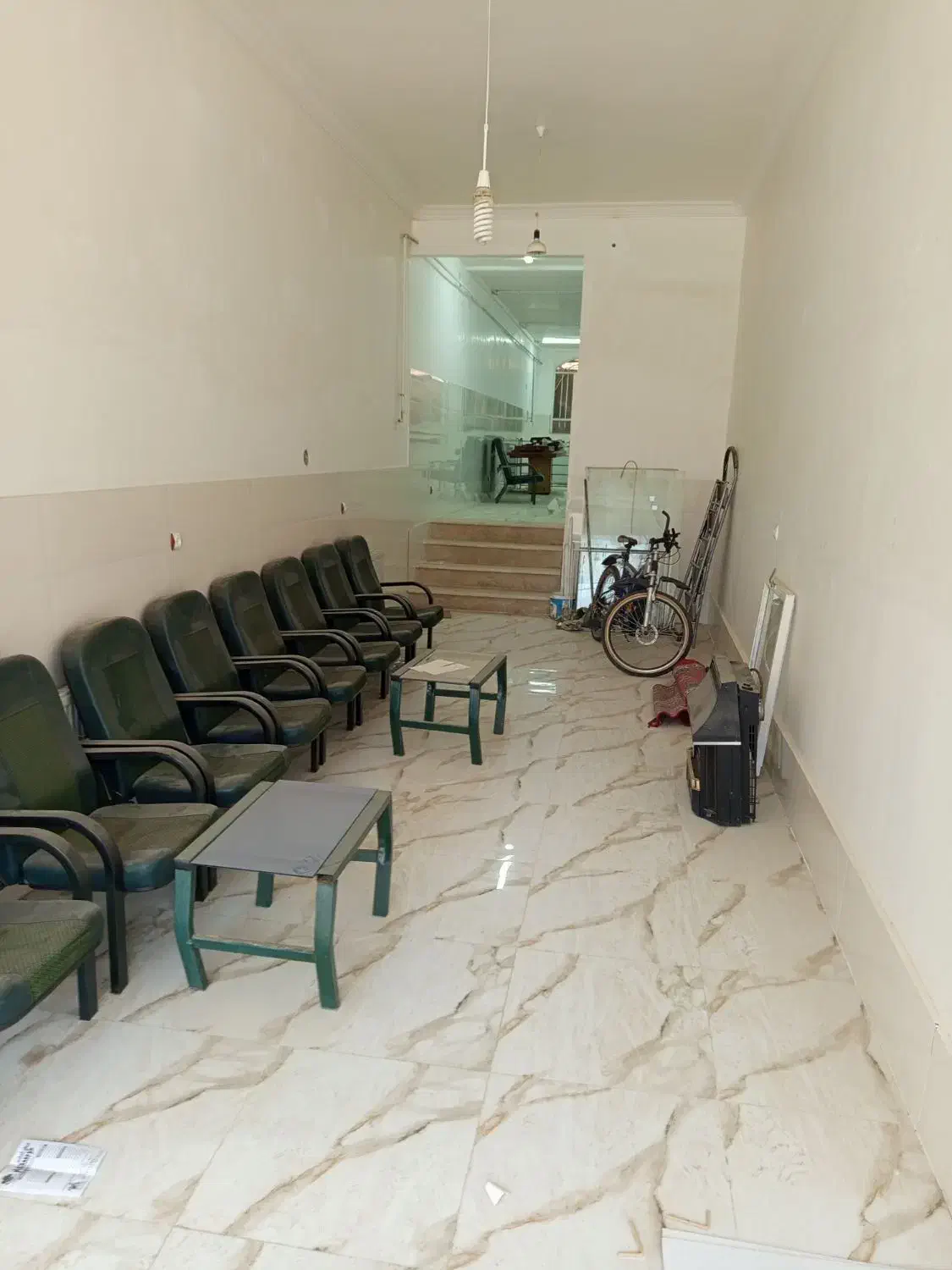 مغازه ۱۰۰ متری بر خیابان فاضل|اجارهٔ مغازه و غرفه|ارومیه, |دیوار