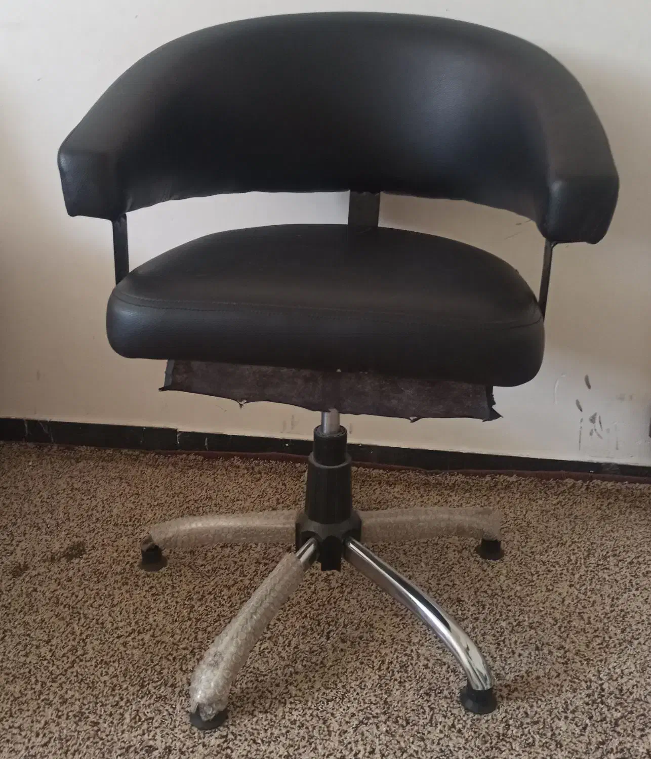 فوری لازمم|صندلی و نیمکت|بهبهان, |دیوار