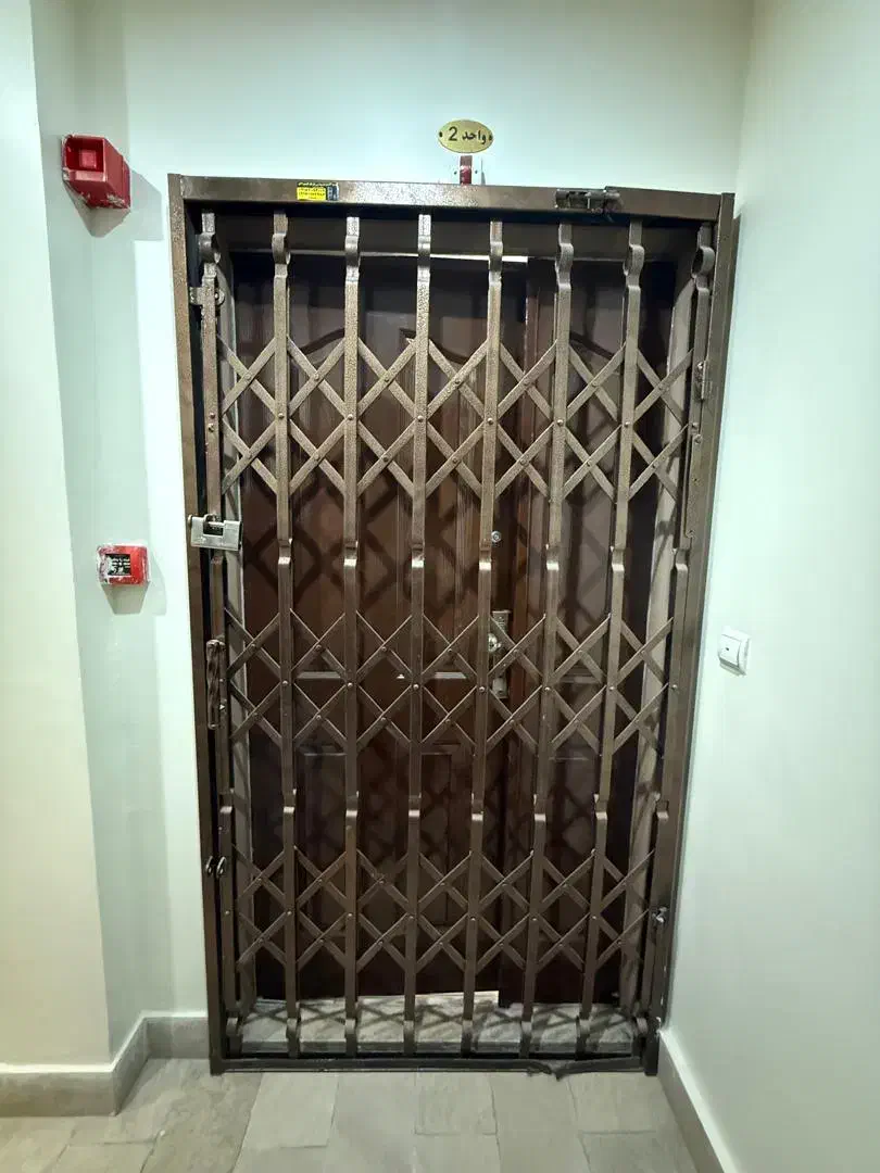 حفاظ به همراه درب|مصالح و تجهیزات ساختمان|مشهد, نیروی هوایی|دیوار