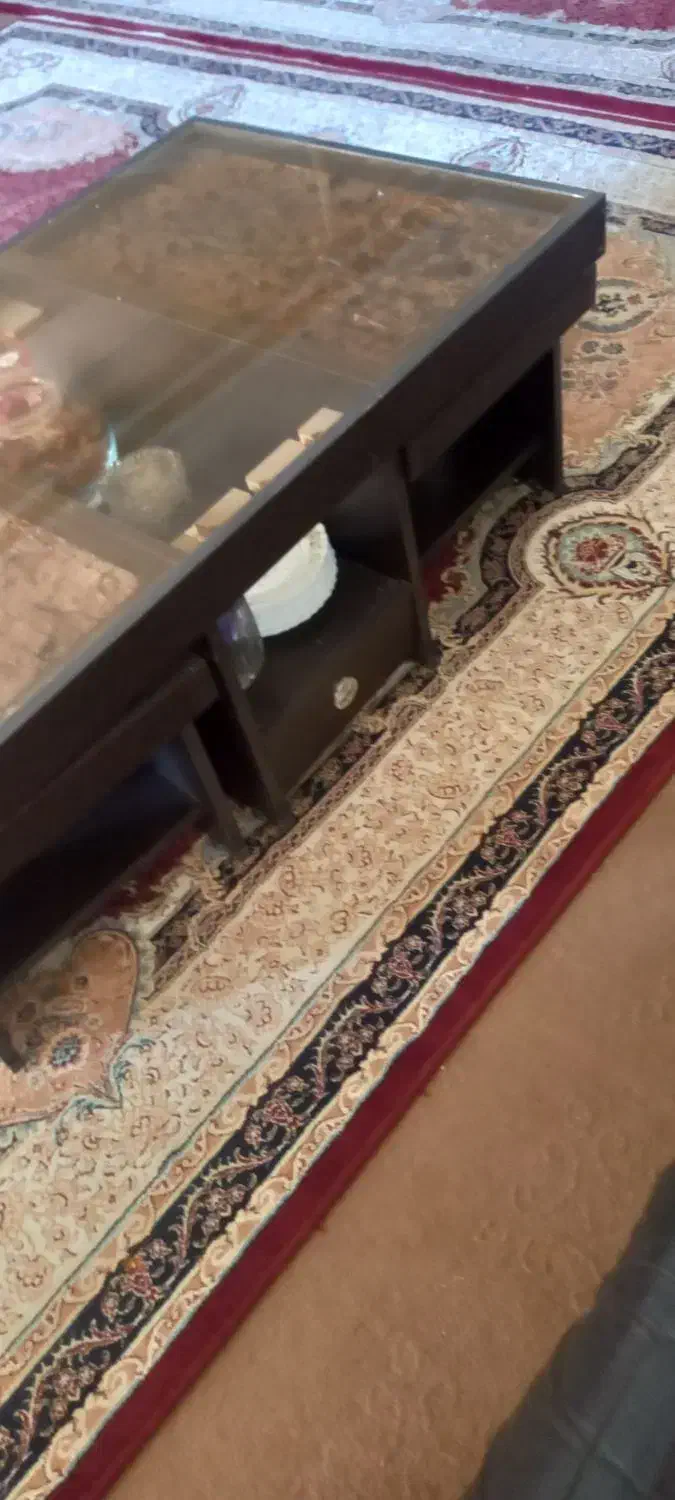 میز وسط بوفه شیشه ای ساعت|بوفه، ویترین، کنسول|صدرا-فارس, فاز ۱|دیوار