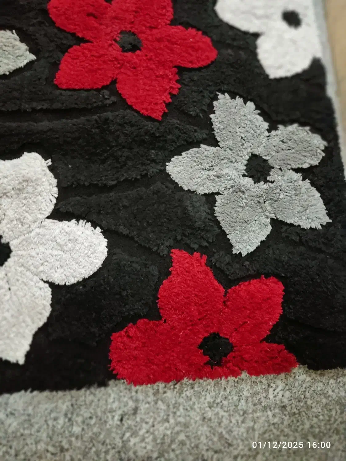 فرش فانتزی هشت صد هزار|فرش|تهران, جنت‌آباد شمالی|دیوار