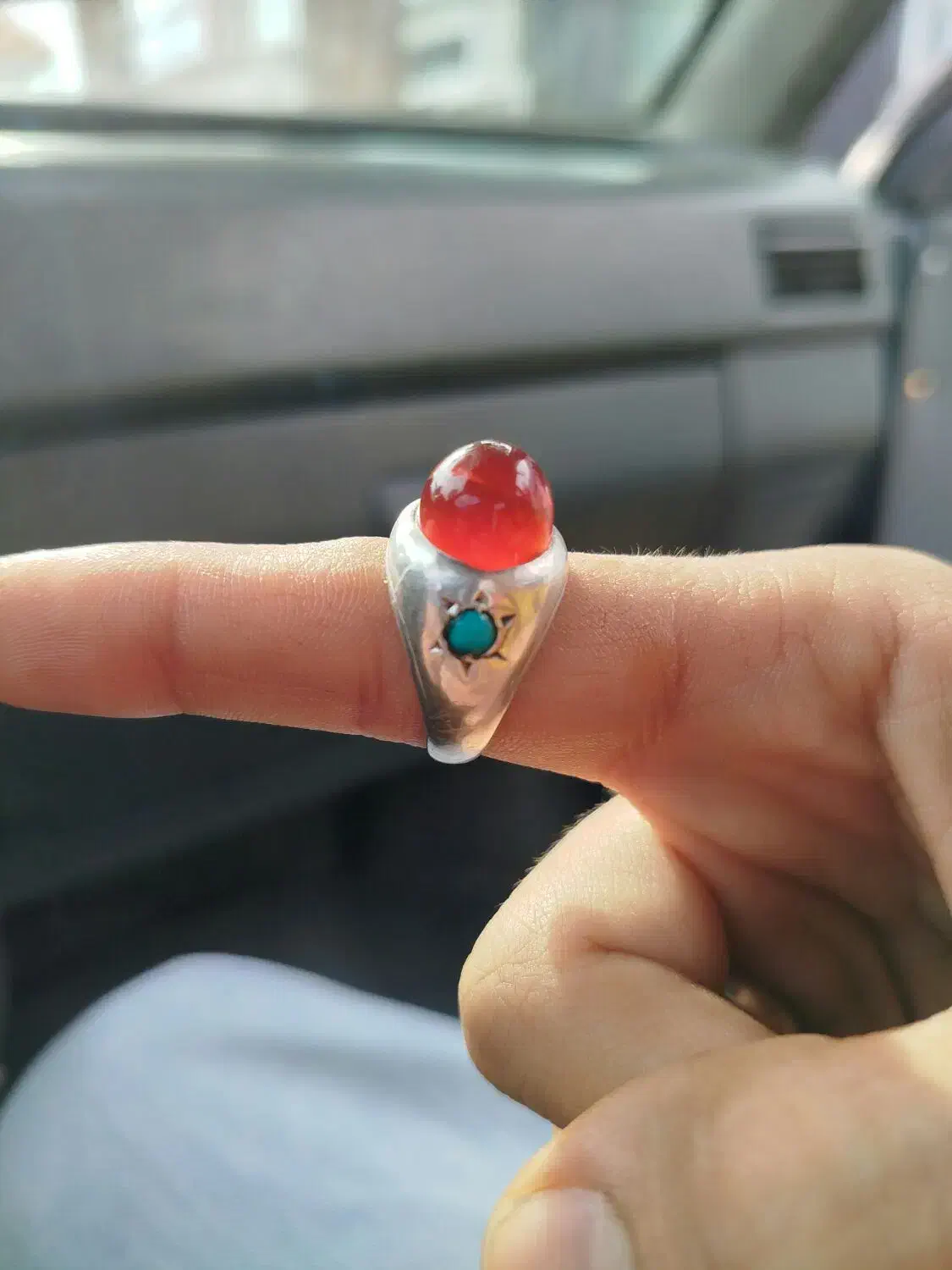 عقیق سرخ|جواهرات|بیرجند, |دیوار