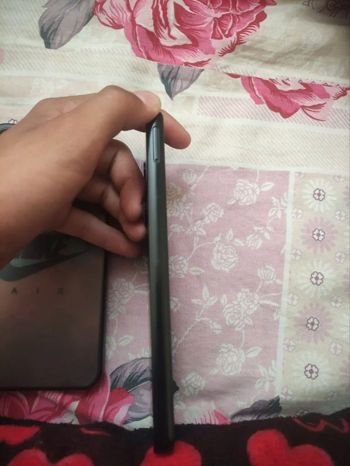 گوشی کاملا نونو یک هفته استفاده شده|موبایل|تهران, ایرانشهر|دیوار