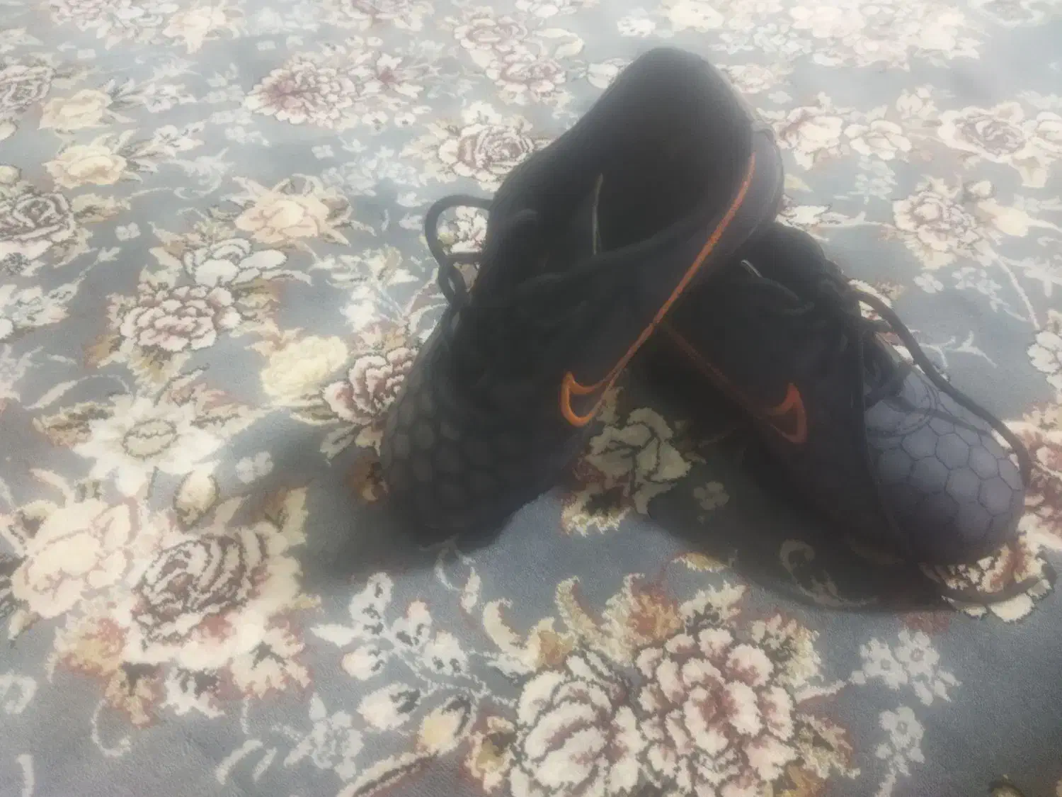 کفش ورزشی|کیف، کفش، کمربند|جوانرود, |دیوار