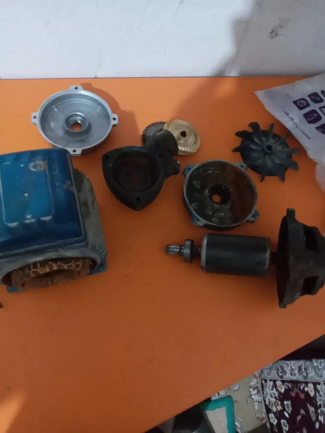 نصب و تعمیر پمپ‌های آب خانگی|خدمات پیشه و مهارت|کرمانشاه, |دیوار