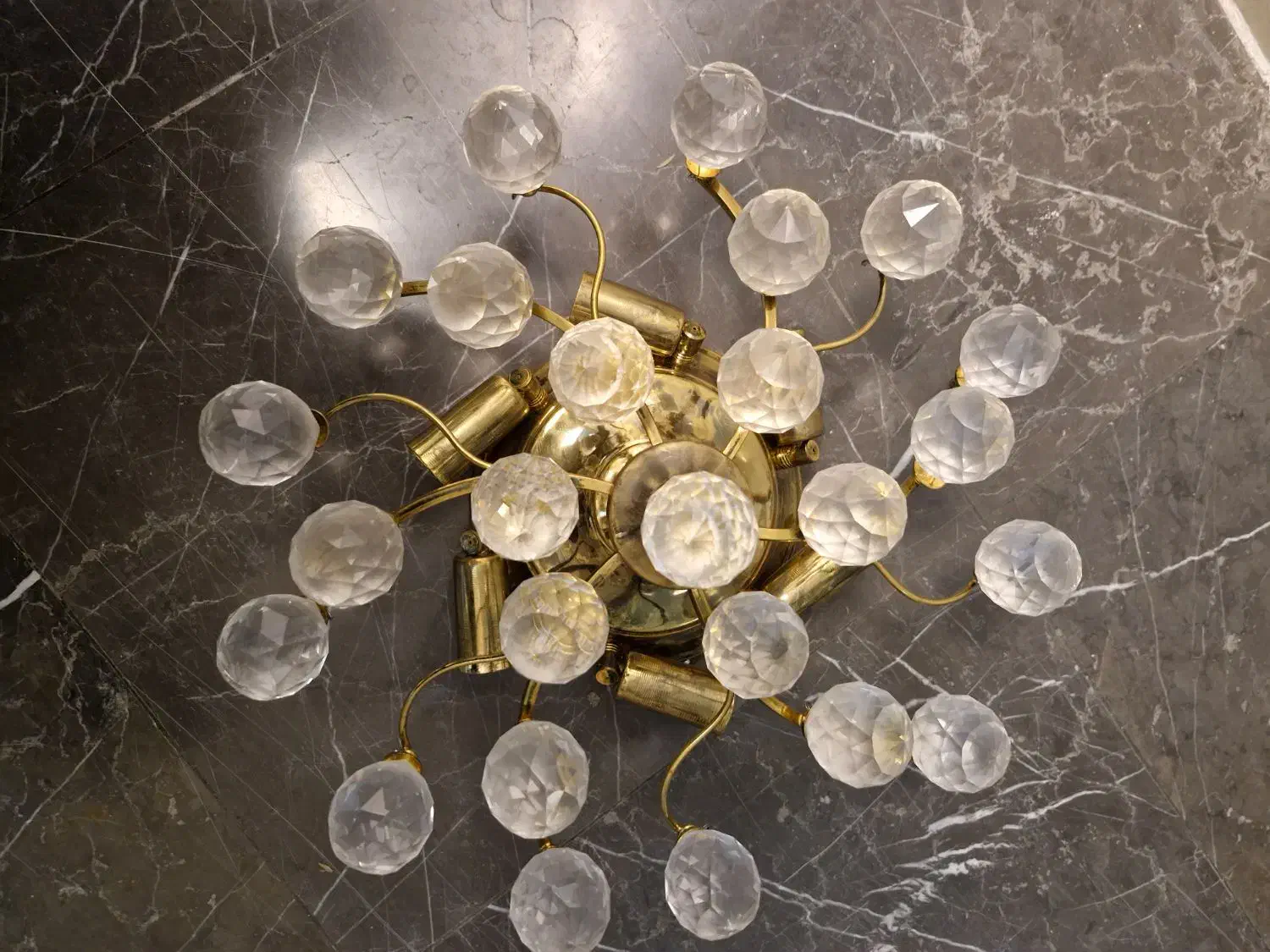 لوستر|لوستر و چراغ آویز|تهران, کاج|دیوار