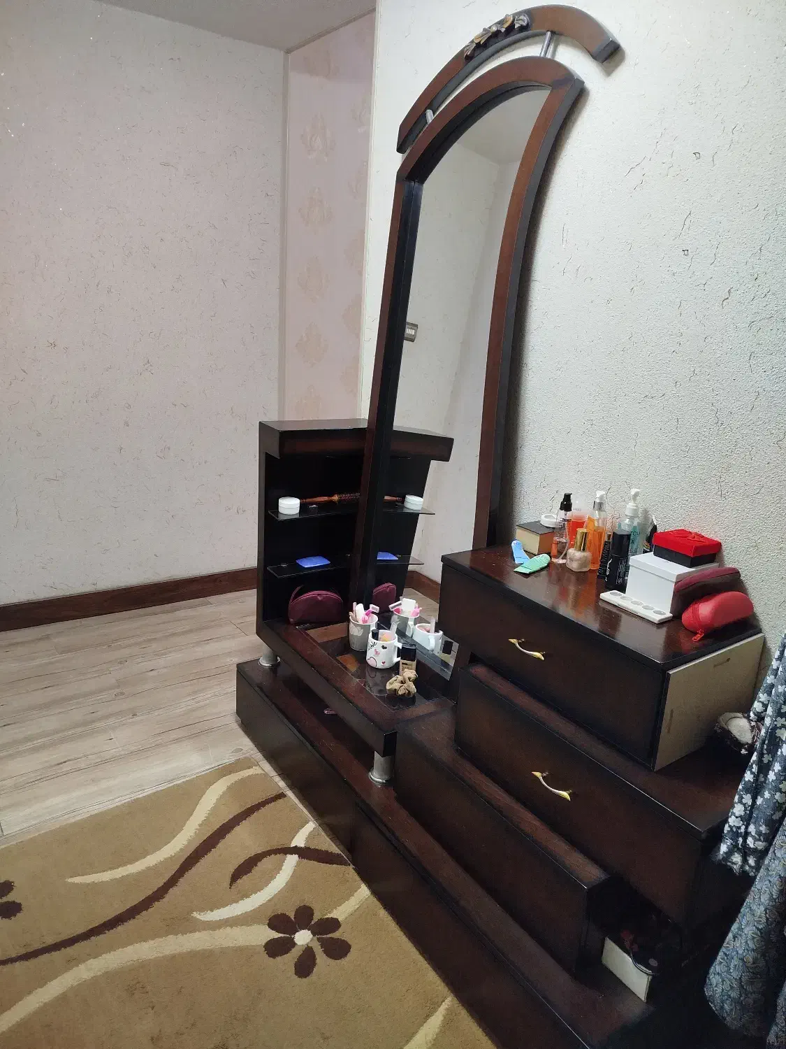 آینه و کشو|جاکفشی، کمد، دراور|مشهد, یاس|دیوار