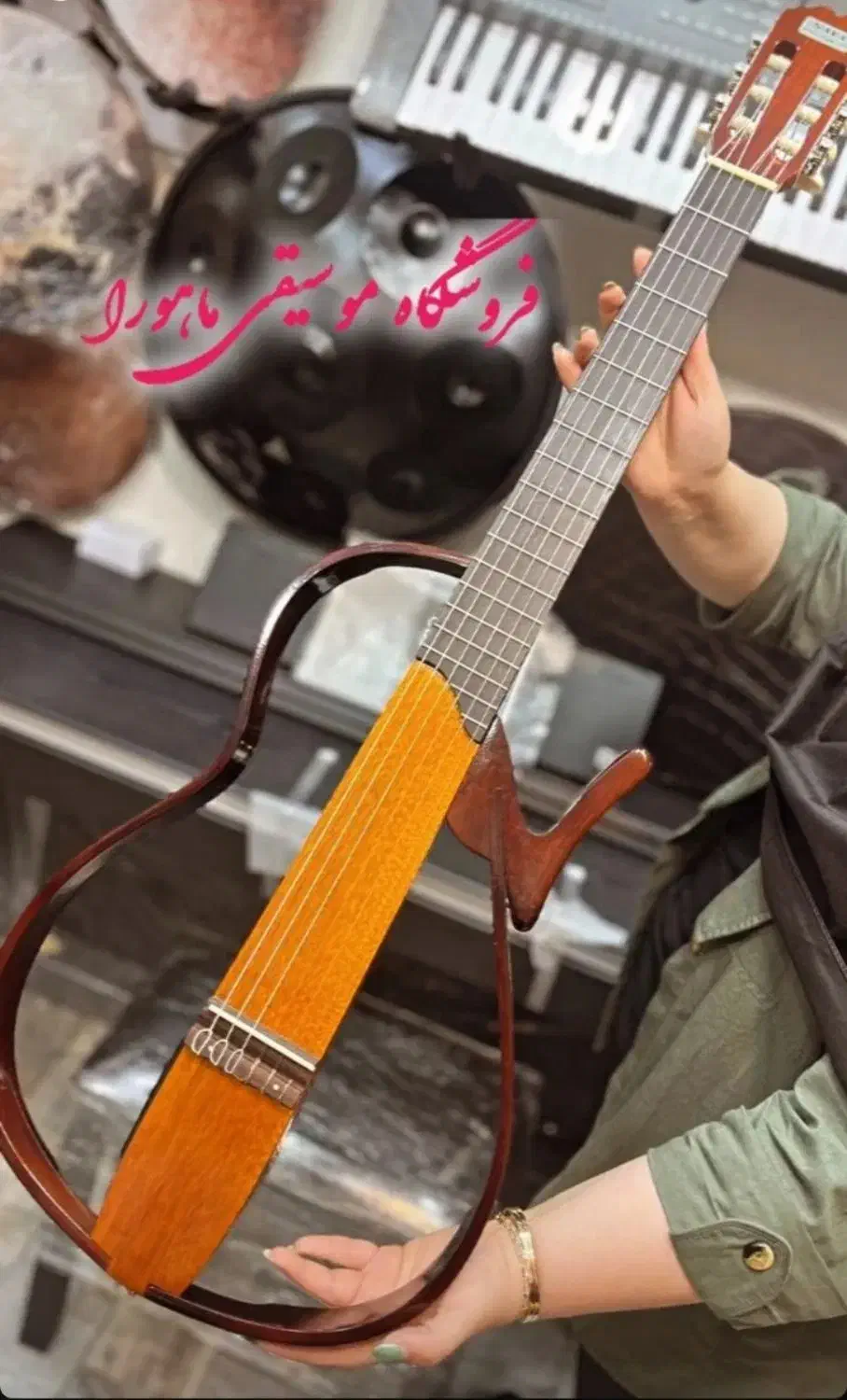 گیتار ساینلت برند Nava|گیتار، بیس، امپلیفایر|صومعهسرا, |دیوار