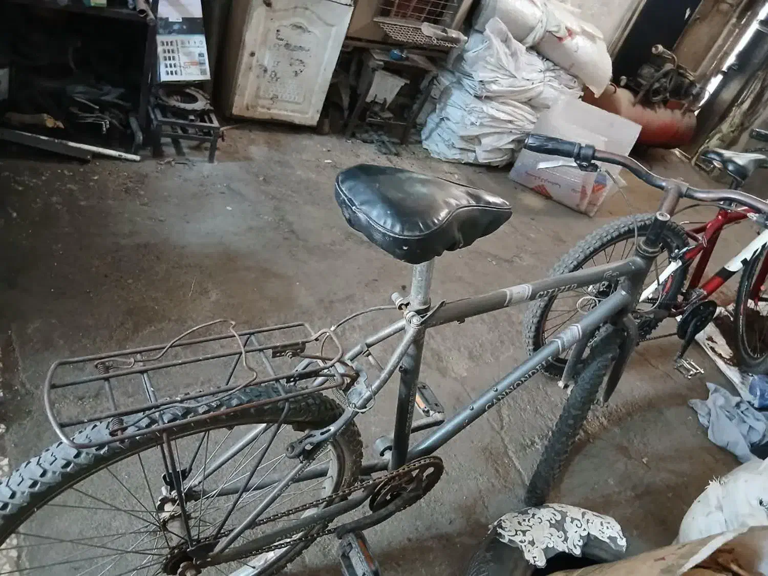 دوچرخه|دوچرخه، اسکیت، اسکوتر|قم, مسجد امام حسن|دیوار