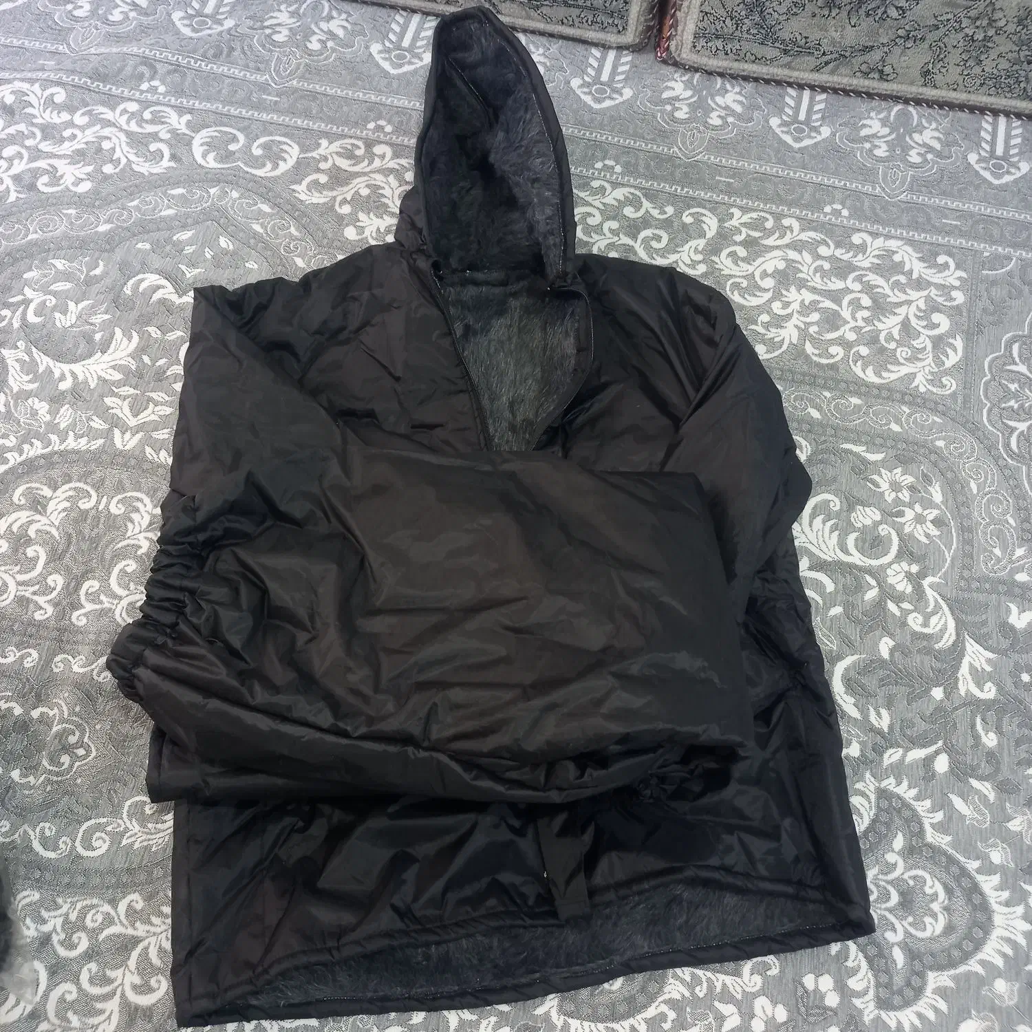 بارانی|لباس|زنجان, |دیوار