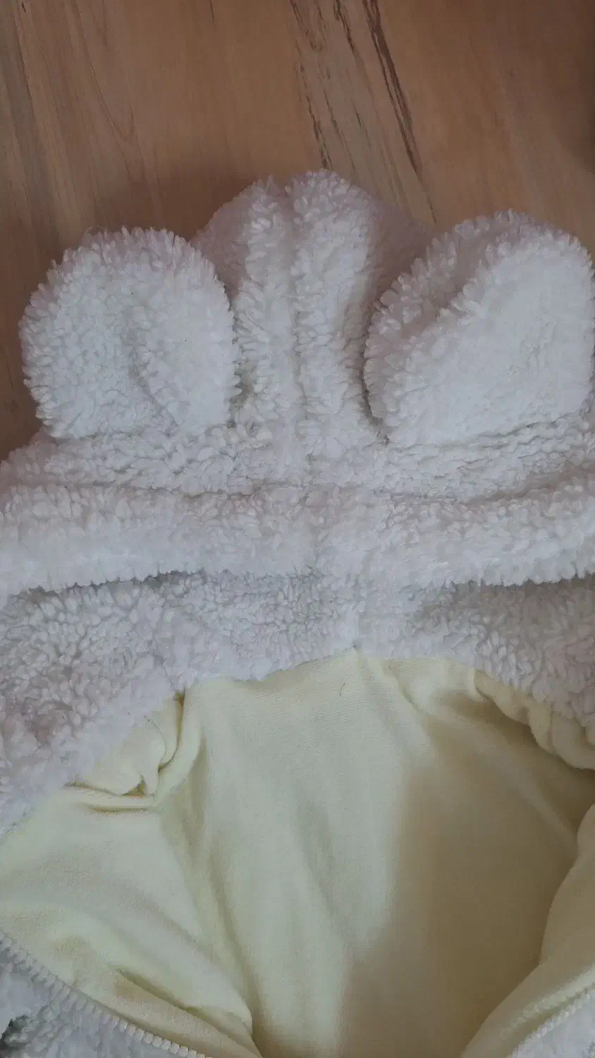 لباس بچگانه|کفش و لباس بچه|ری, علایین|دیوار