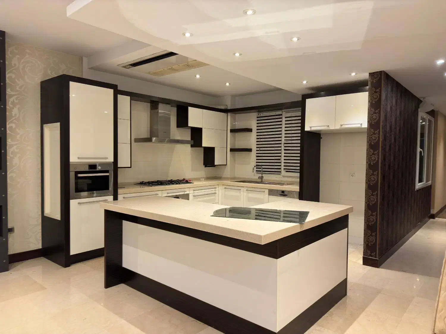 محمودیه ، ۱۵۰ متر ، سه خوابه ، دو پارکینگ|اجارهٔ آپارتمان|تهران, محمودیه|دیوار