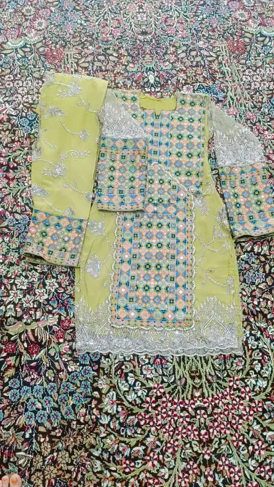 خیاط لباس بلوچی هستم|لباس|ریگان, |دیوار