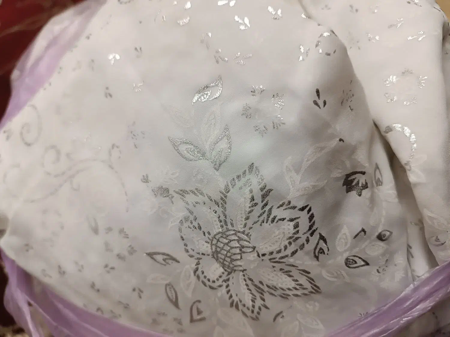 چادر رنگی|لباس|کاشان, قطب راوندی|دیوار